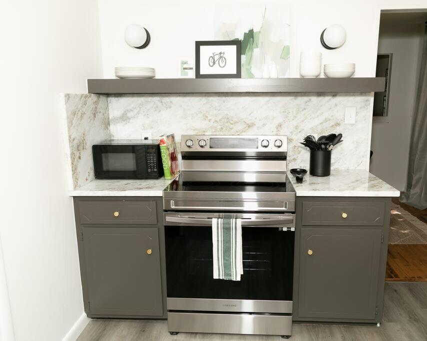 The Willa On 7Th, Located In Downtown Bentonville! Bagian luar foto