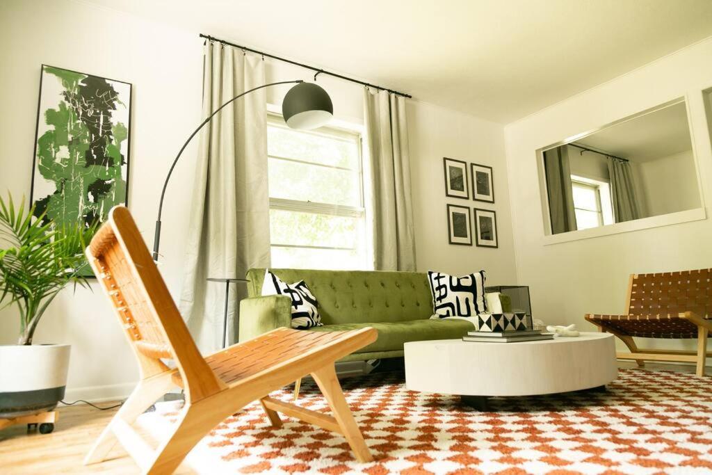 The Willa On 7Th, Located In Downtown Bentonville! Bagian luar foto