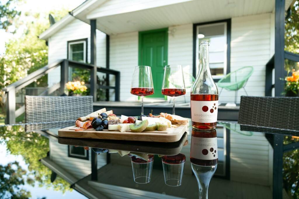 The Willa On 7Th, Located In Downtown Bentonville! Bagian luar foto