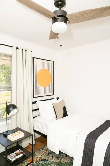 The Willa On 7Th, Located In Downtown Bentonville! Bagian luar foto