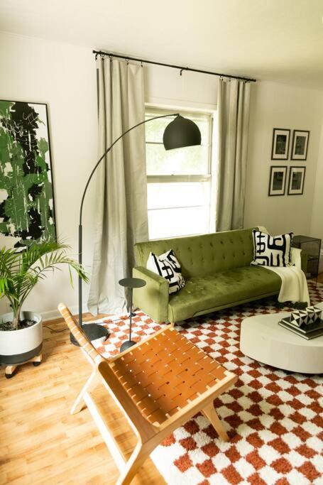 The Willa On 7Th, Located In Downtown Bentonville! Bagian luar foto